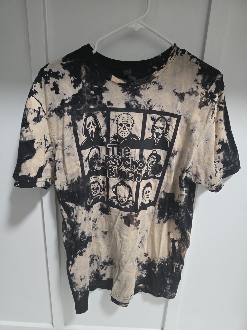 Gildan Tie-Dye Horror Graphic Tee